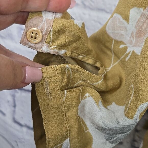 Ava & Viv Women's 4X Plus Floral V Neck Blouse Butter Yellow Boho Peasant Top - Picture 10 of 12